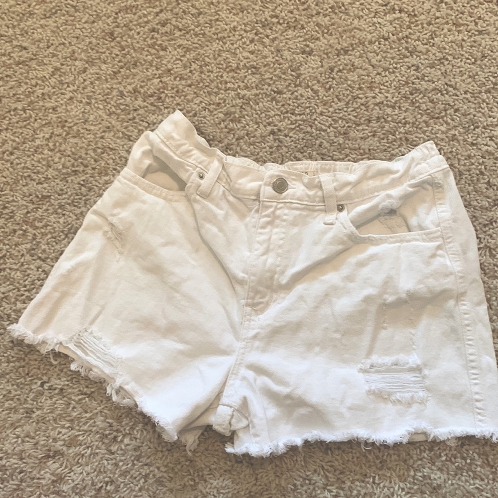 Whist distressed jean shorts